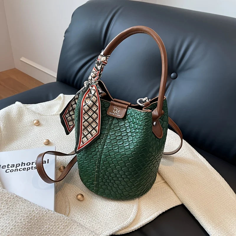 Sac Seau Esme : Cuir Végan Tressé Chic